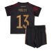 Billige Tyskland Thomas Muller #13 Børnetøj Udebanetrøje til baby VM 2022 Kortærmet (+ korte bukser)